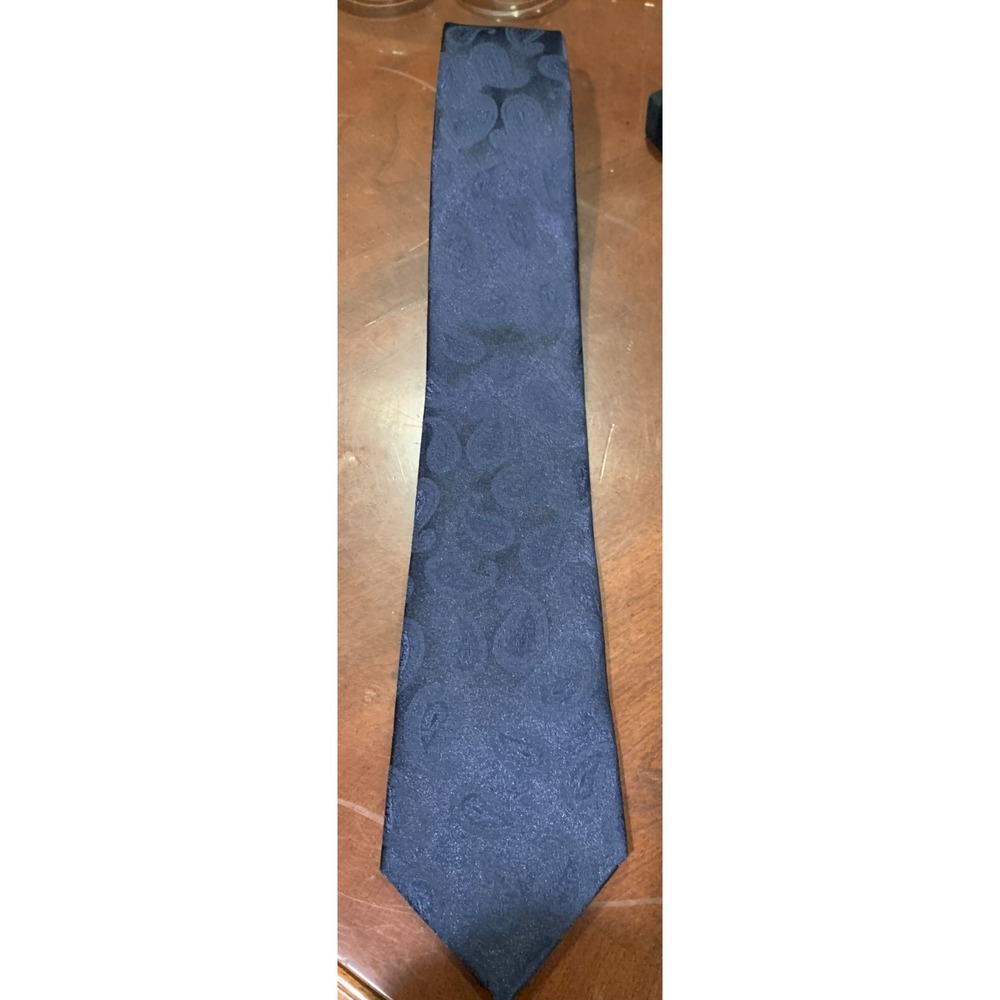 Imani Uomo Tie Navy Blue Paisley Good Condition 62 inch